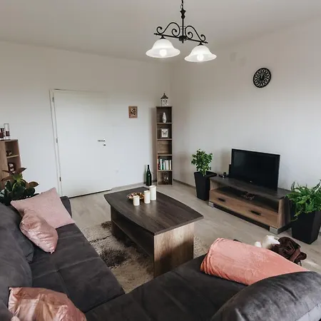 Apartament Magas-lak