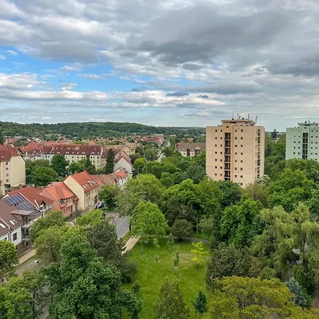 Magas-lak Apartment